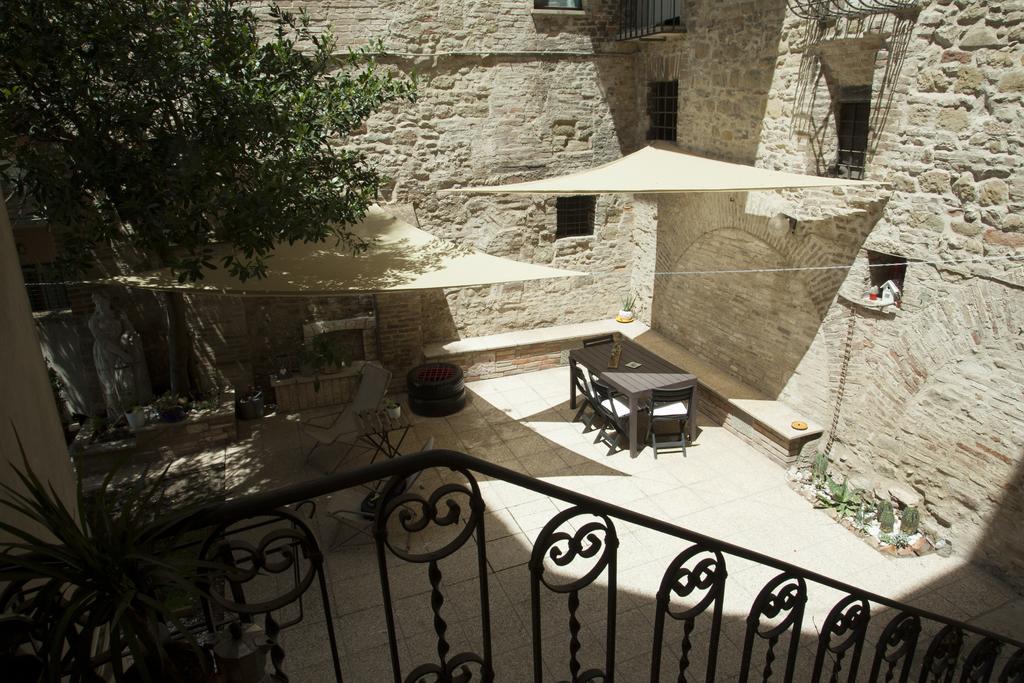 Break And Bed Bed & Breakfast Perugia Dış mekan fotoğraf
